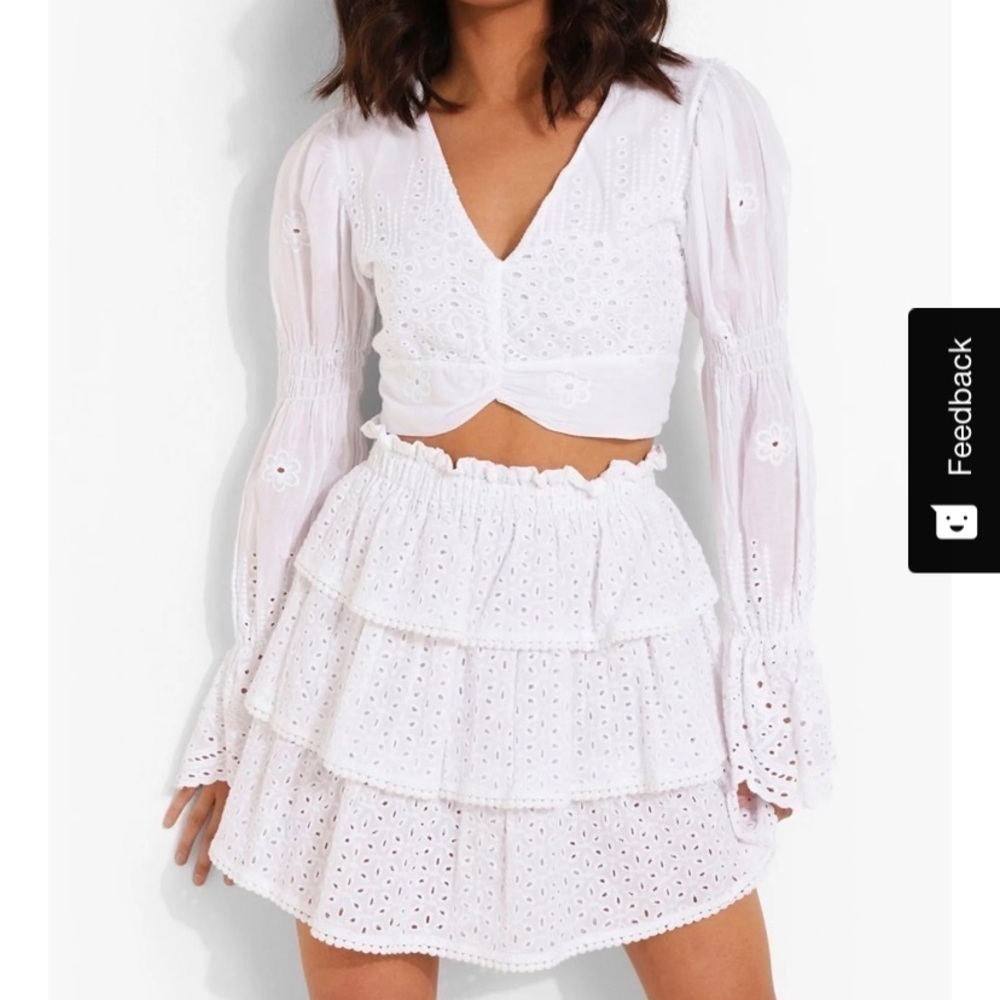 White Eyelet Puff Sleeve Detail Crop Top size 4 boho Y2K - Picture 2 of 5